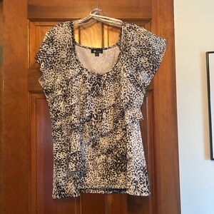 Women’s AB Studio flutter sleeve blouse